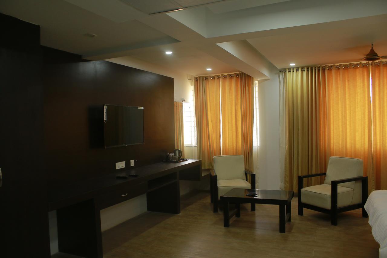 Skd Comforts Hubli Dış mekan fotoğraf